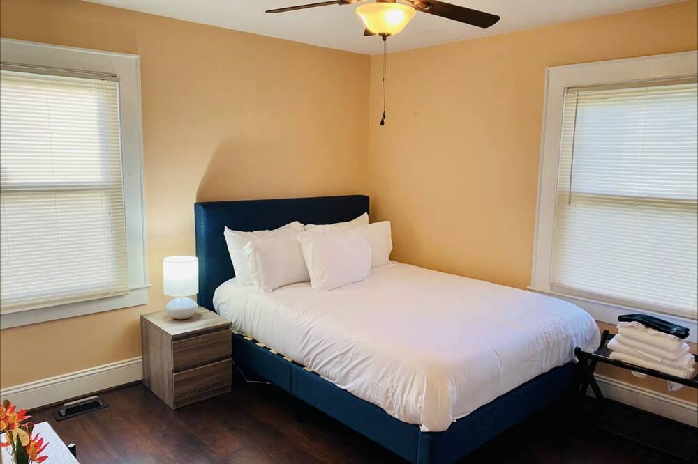Photo of Bedroom in Graham