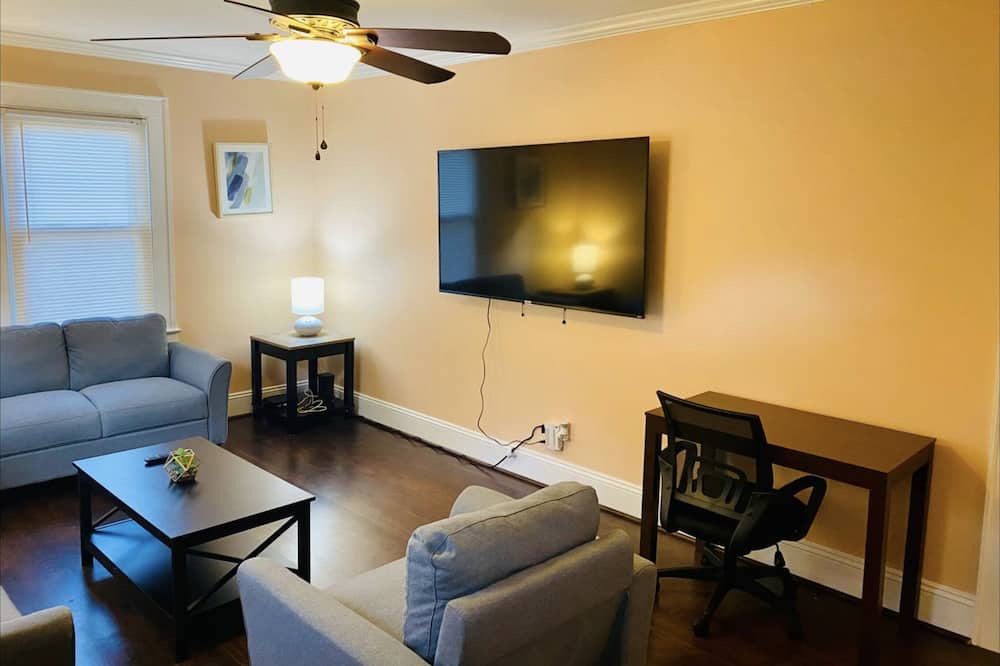Photo of Livingroom in Graham