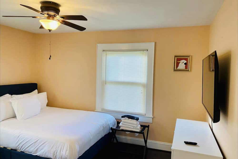 Photo of Bedroom in Graham