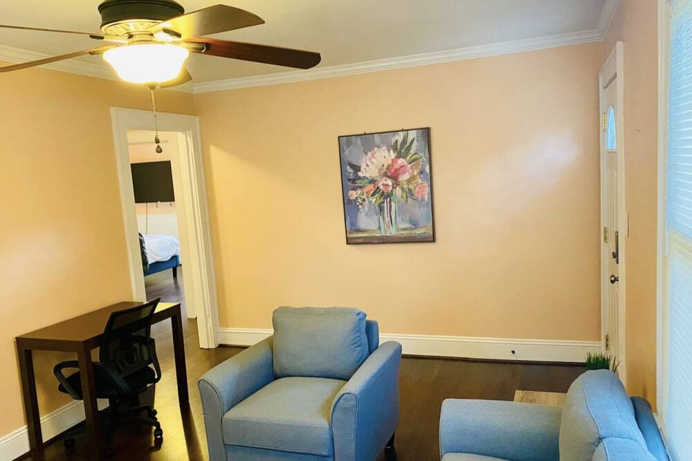 Photo of Livingroom in Graham