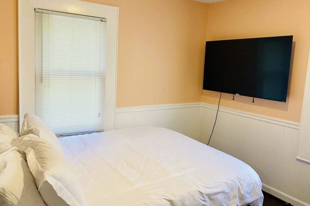 Photo of Bedroom in Graham