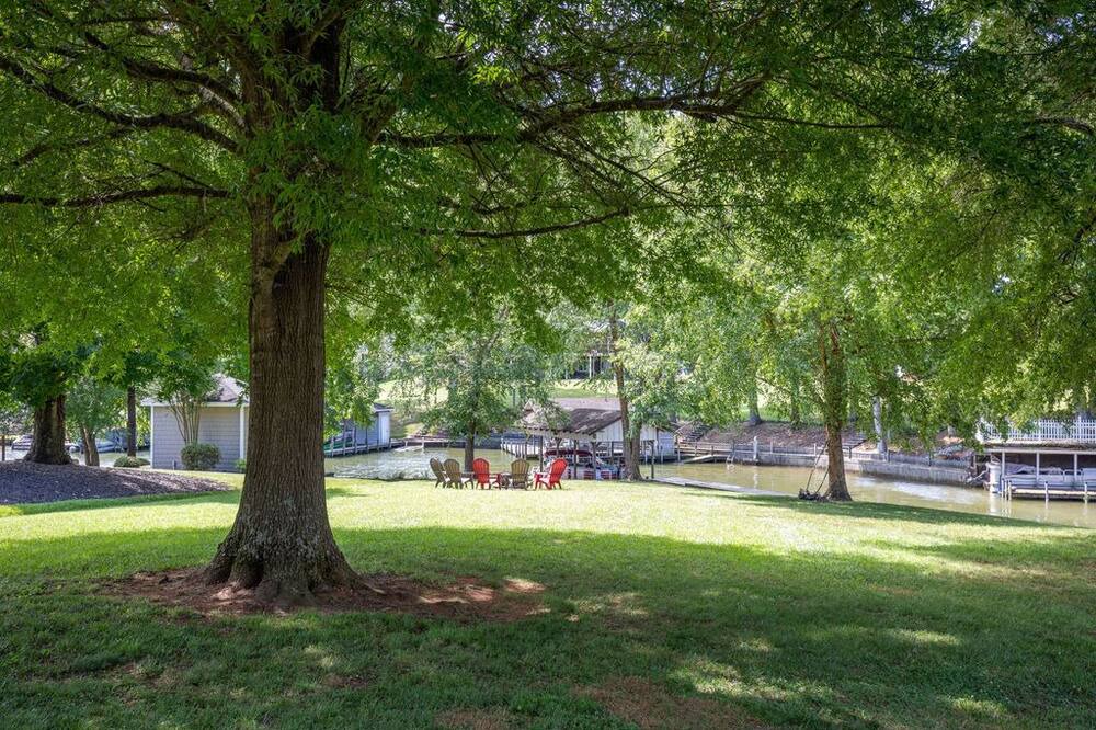 Photo of Outdoor in Norwood