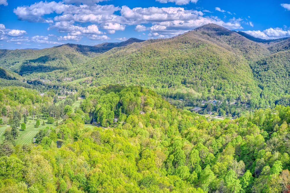 Photo of Others in Maggie Valley