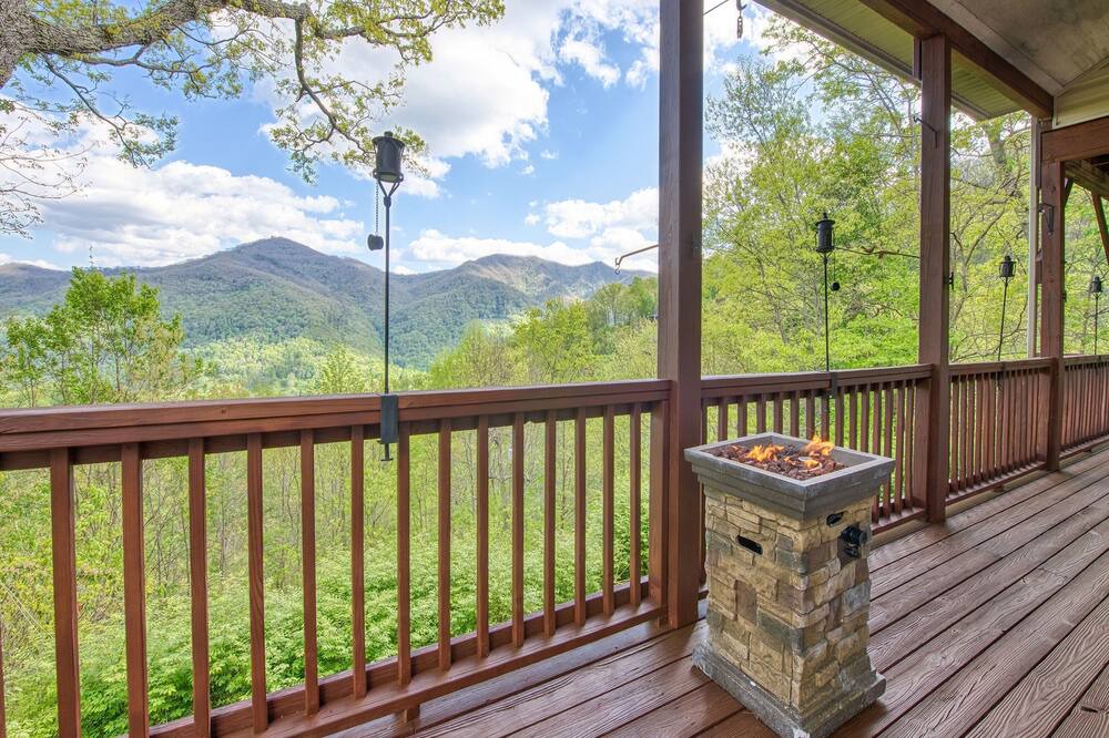 Photo of Outdoor in Maggie Valley