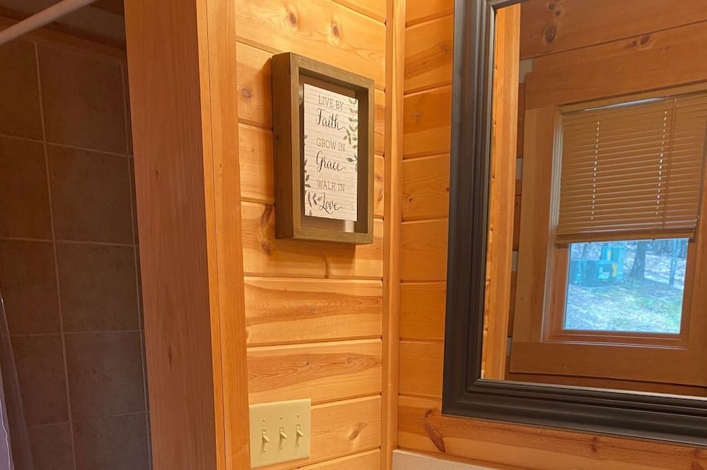 Photo of Bathroom in Jefferson