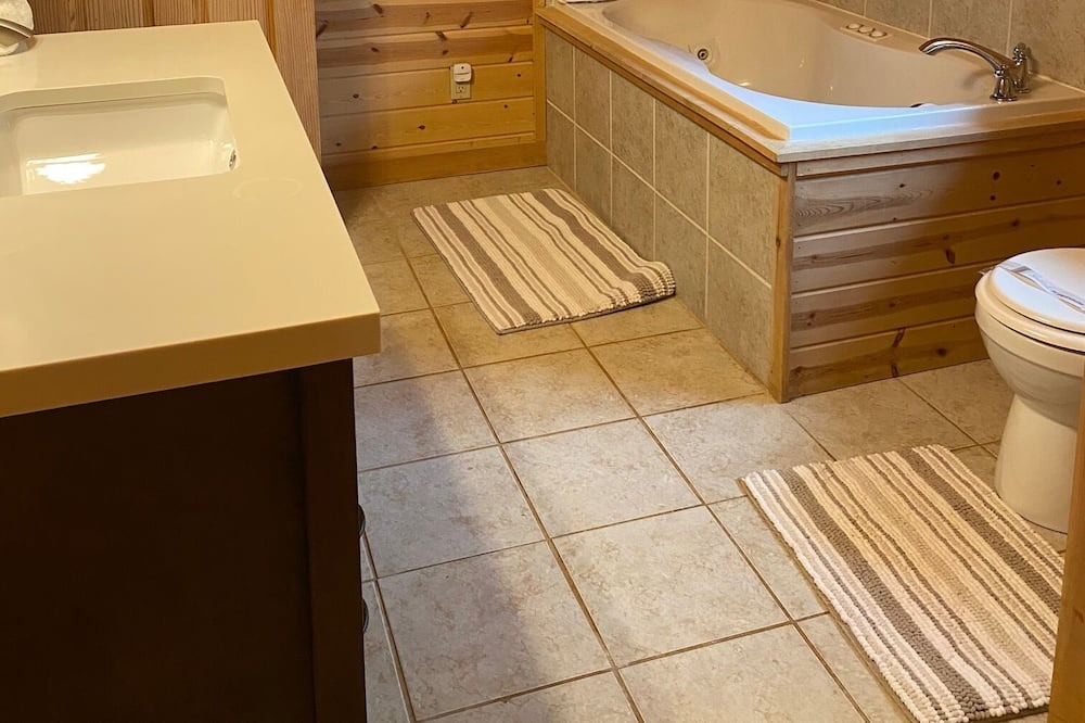 Photo of Bathroom in Jefferson