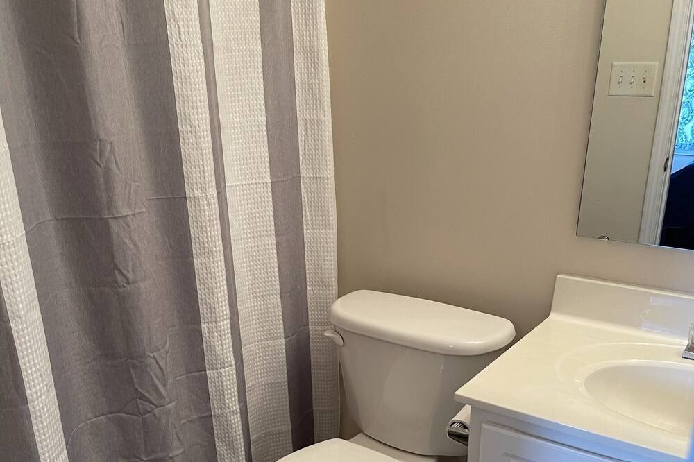 Photo of Bathroom in South View