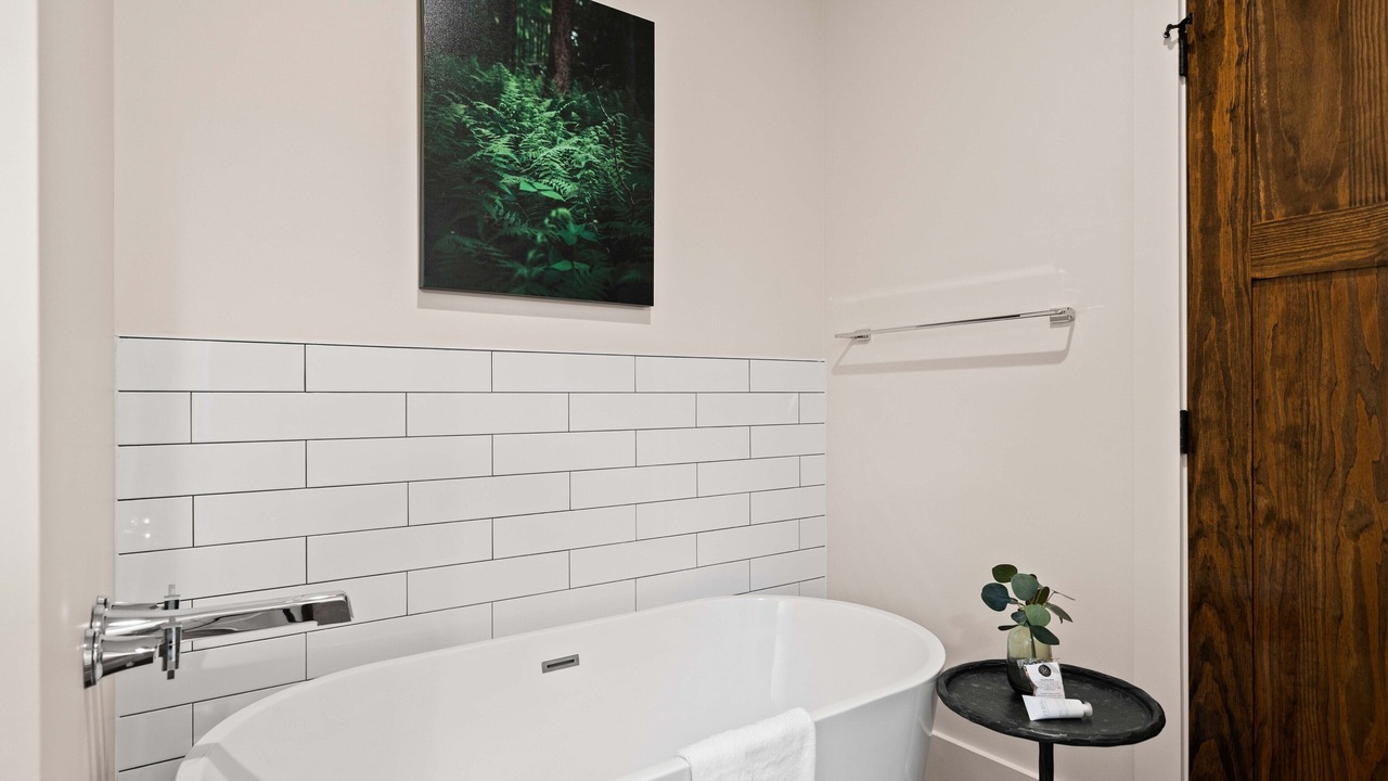 Photo of Bathroom in Blowing Rock