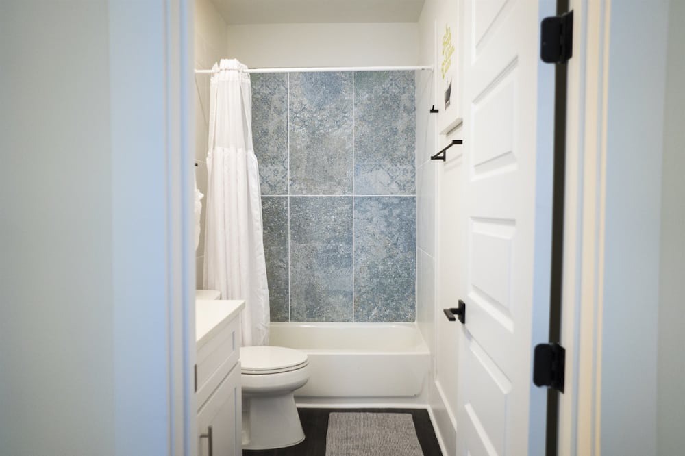Photo of Bathroom in Villa Heights