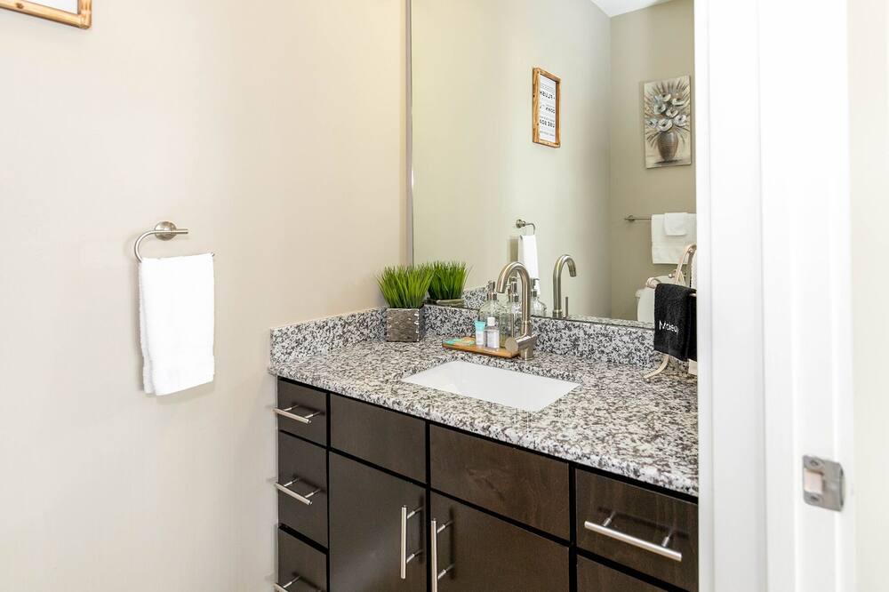 Photo of Bedroom in Downtown