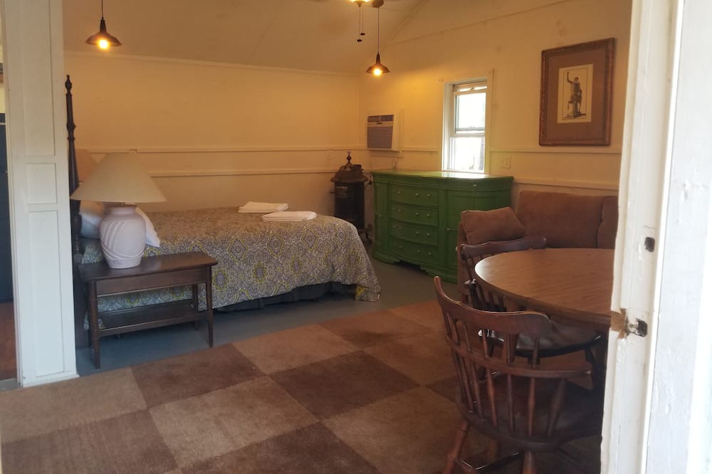 Photo of Bedroom in Hatteras
