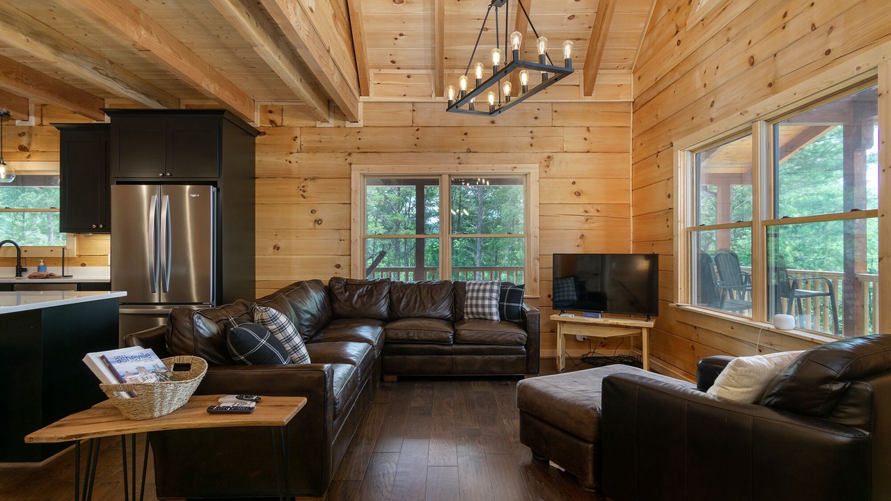 Photo of Livingroom in Morganton