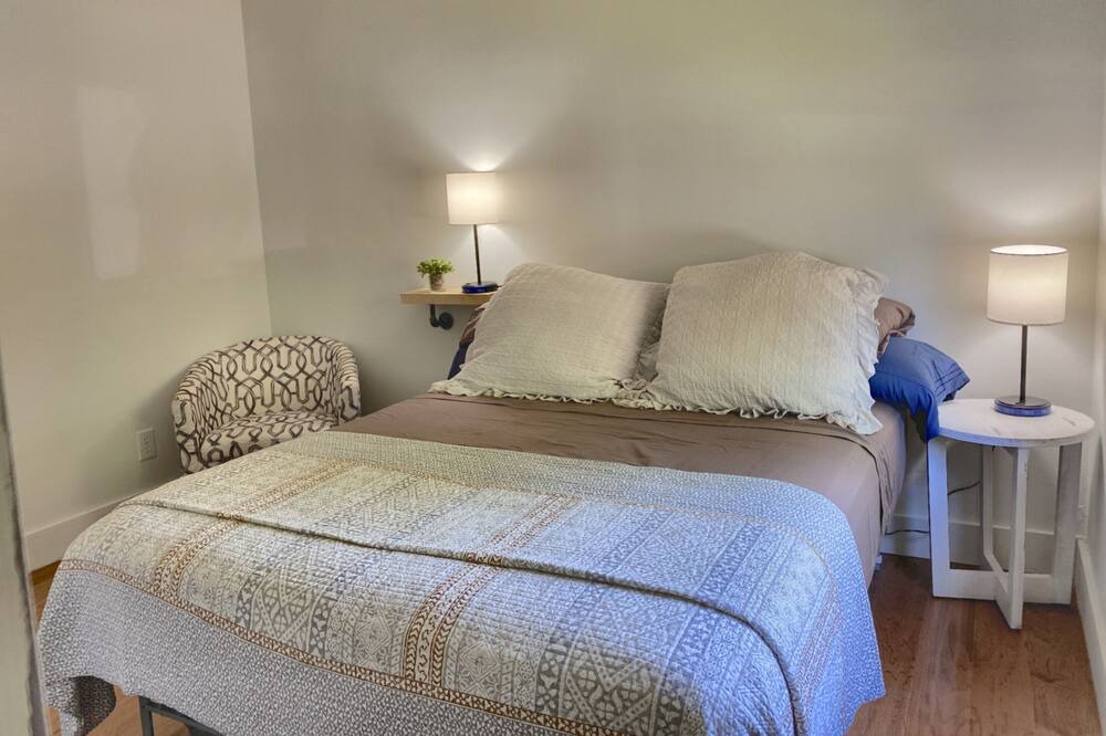 Photo of Bedroom in North Charlotte