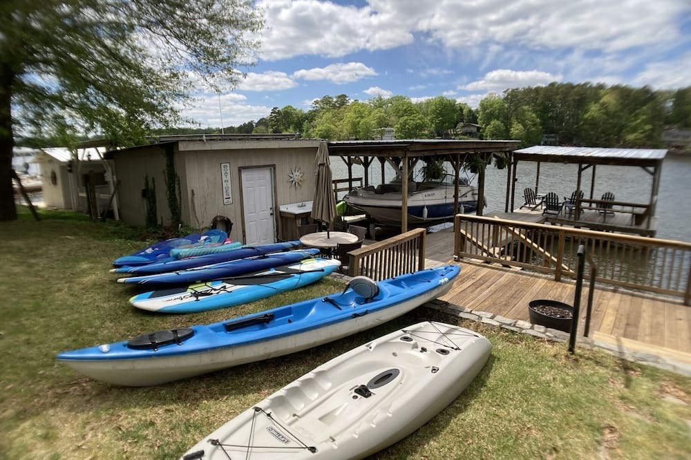 Photo of Outdoor in New London