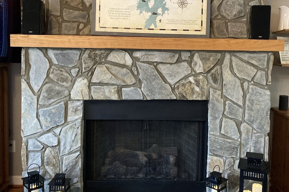 Photo of Livingroom in New London
