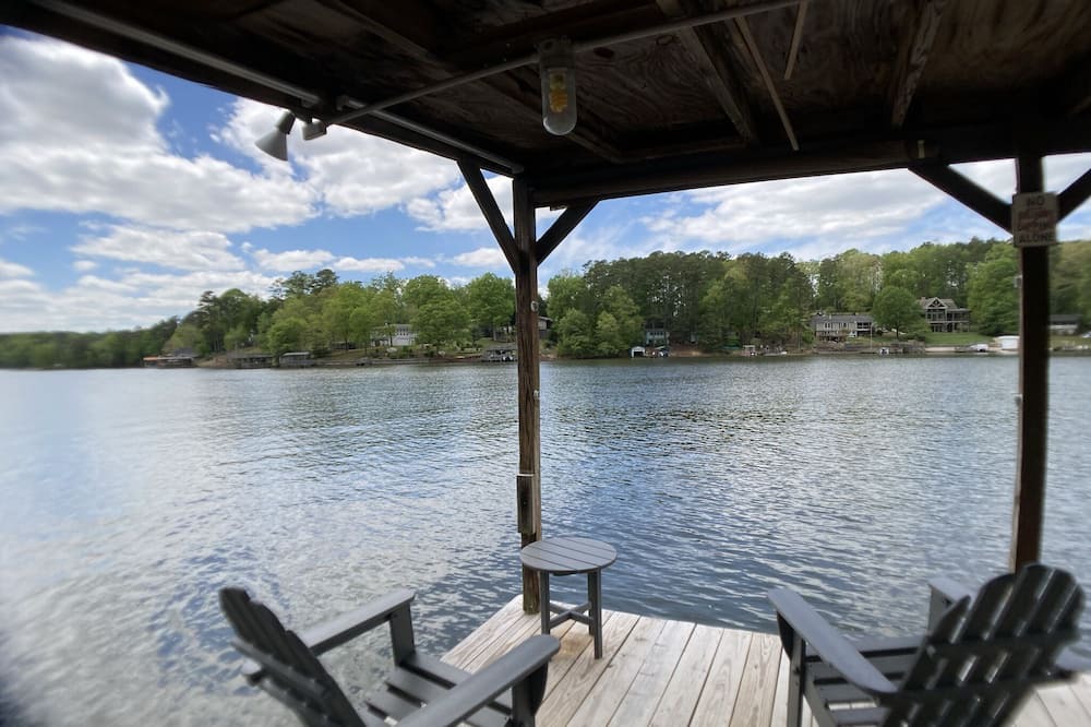 Photo of Outdoor in New London