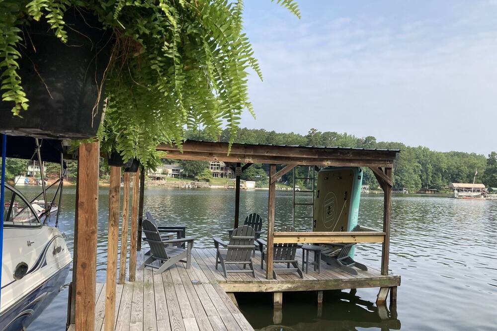 Photo of Outdoor in New London