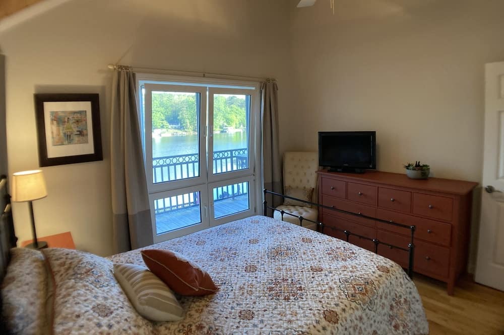 Photo of Outdoor in New London