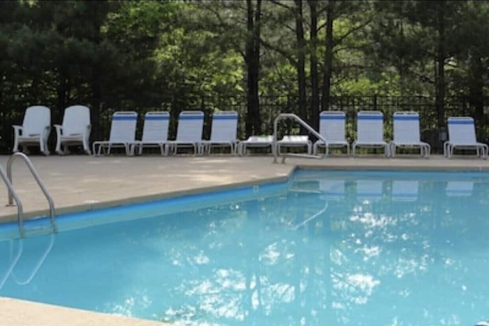 Photo of Outdoor in Lake Toxaway