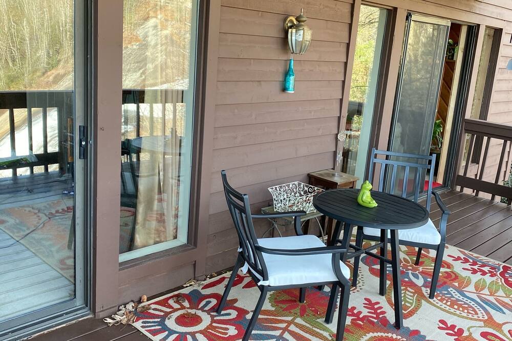 Photo of Bedroom in Lake Toxaway