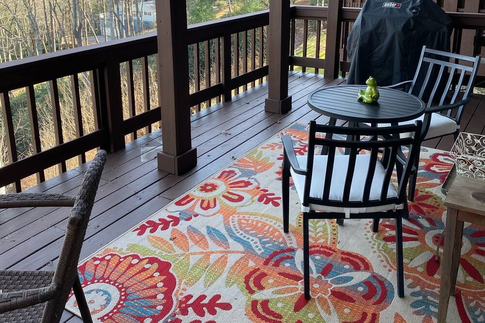 Photo of Patio Balcony in Lake Toxaway