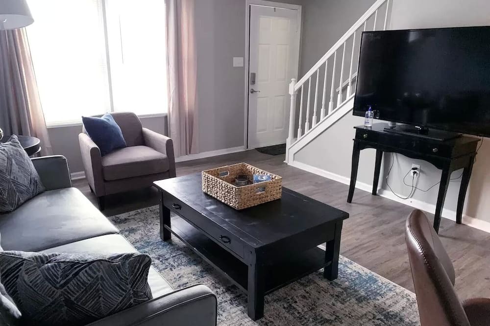 Photo of Livingroom in Westover