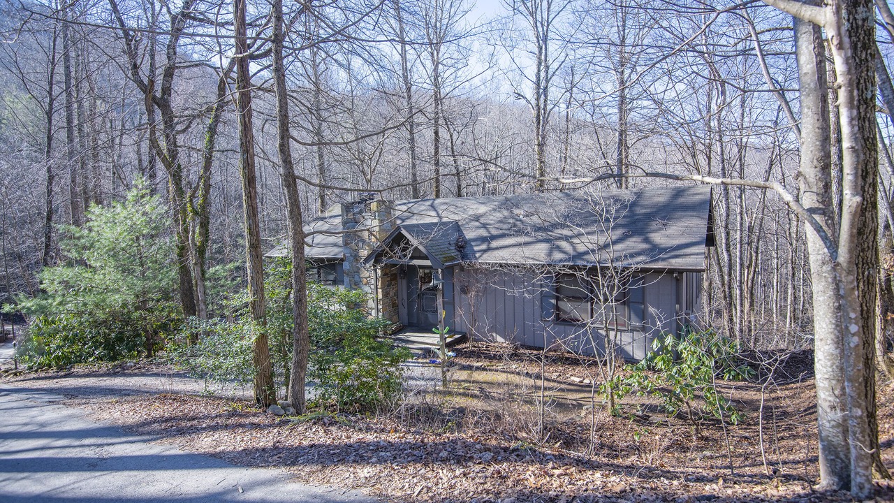 Photo of Outdoor in Gerton