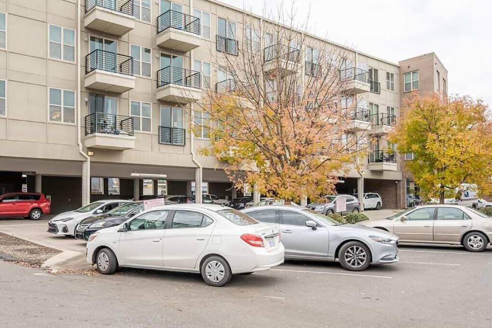 Photo of Others in Plaza Midwood