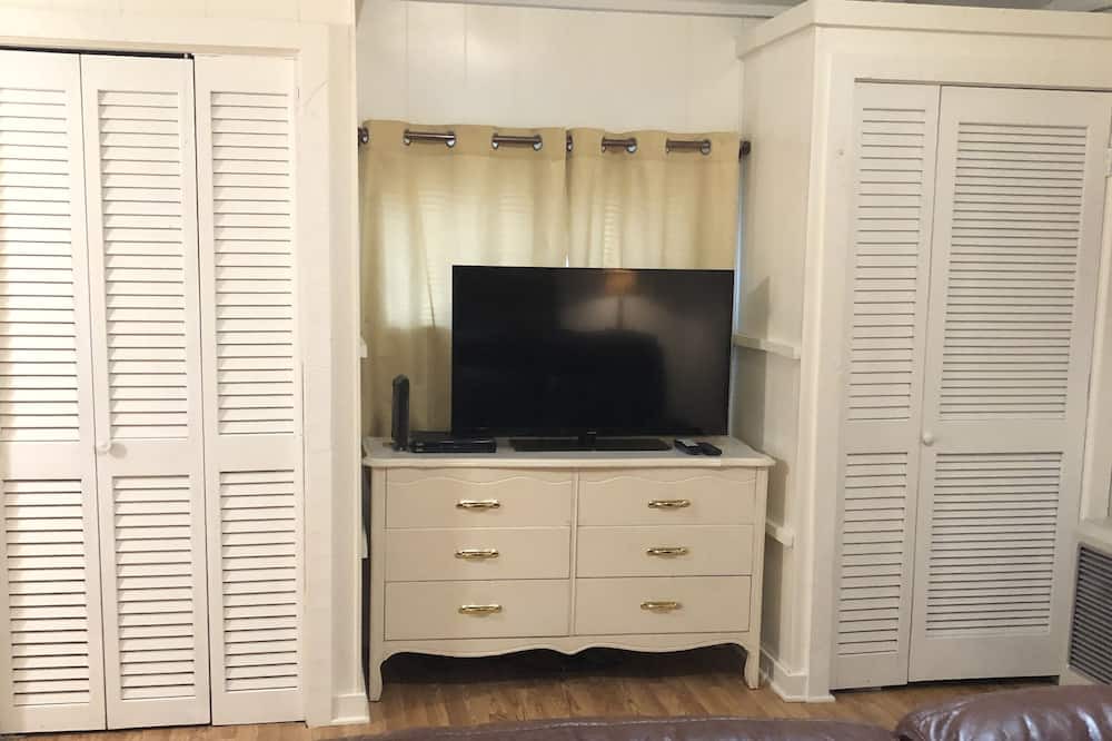 Photo of Livingroom in Murphy