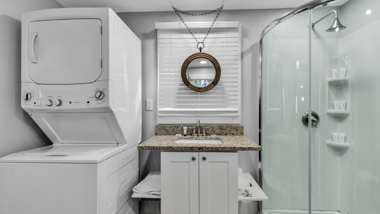 Photo of Bedroom in Villa Heights