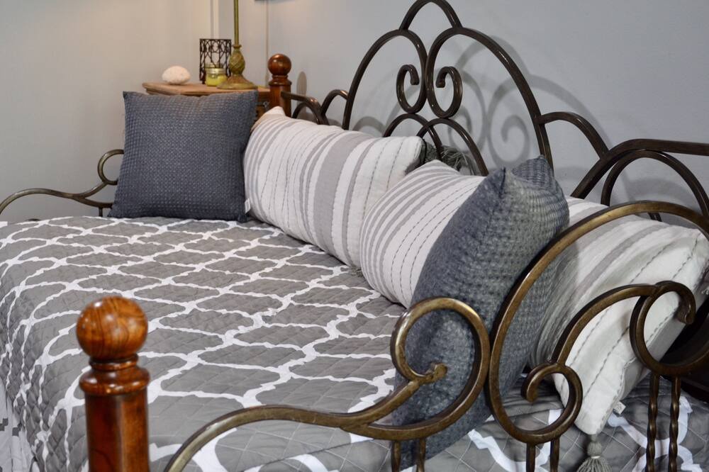 Photo of Bedroom in Brices Creek