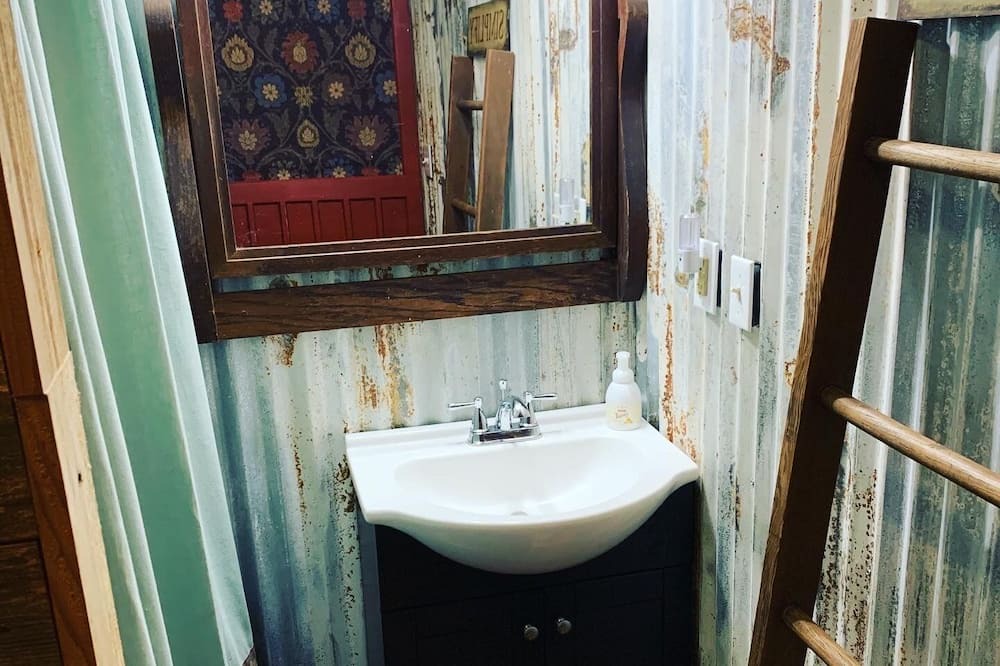 Photo of Bathroom in Ferguson