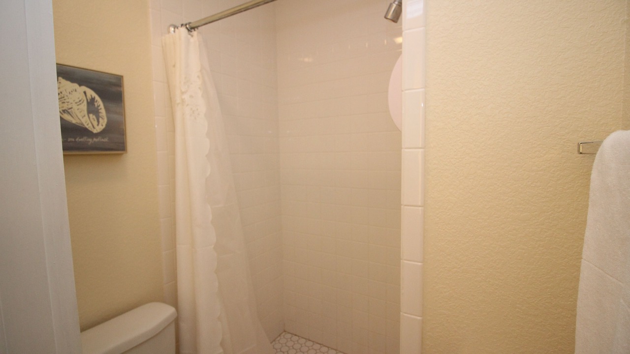 Photo of Bathroom in Nags Head