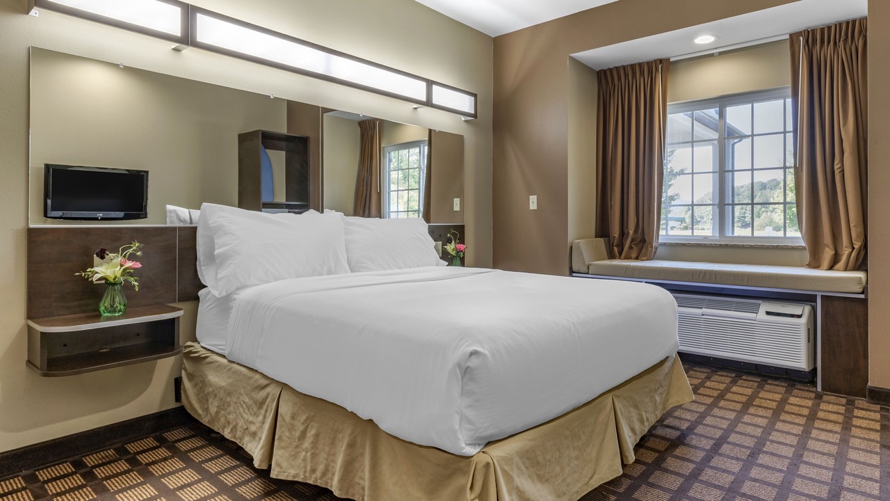 Photo of Bedroom in Sylva