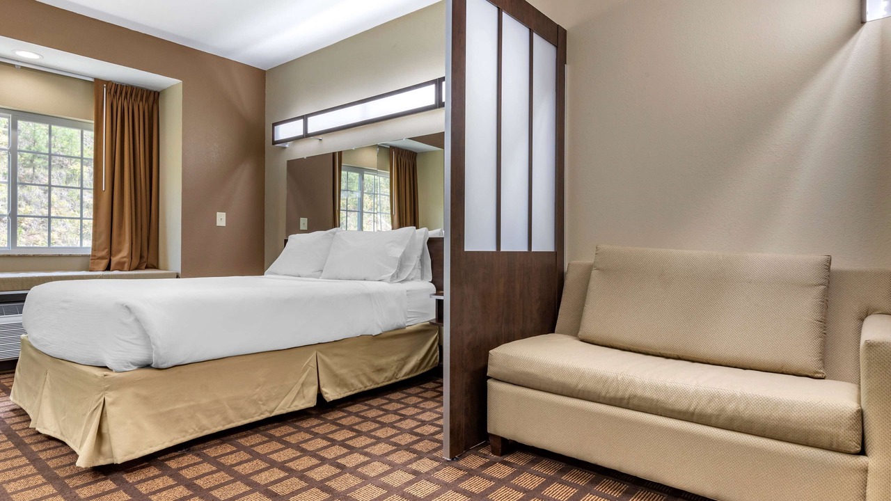 Photo of Bedroom in Sylva