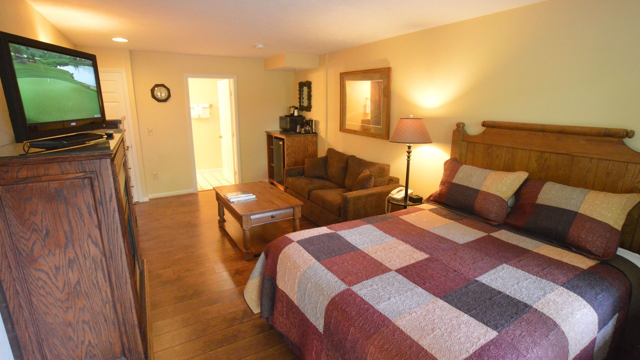 Photo of Livingroom in Maggie Valley