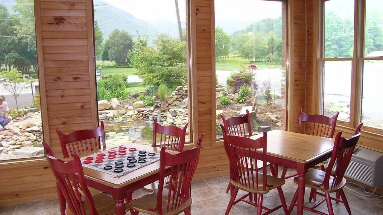 Photo of Others in Maggie Valley
