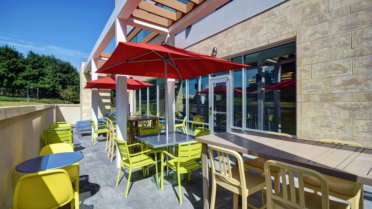 Photo of Patio Balcony in Northeast Raleigh