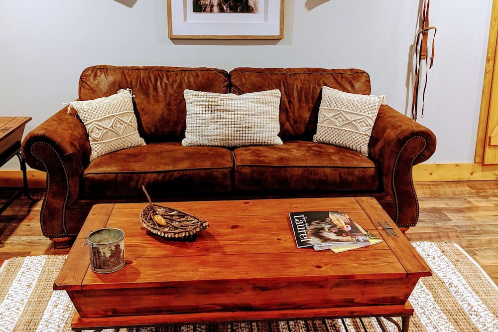 Photo of Livingroom in Franklin