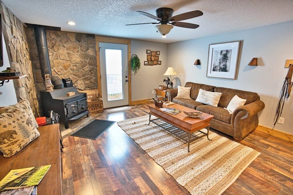 Photo of Livingroom in Franklin