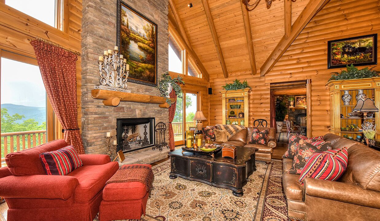 Photo of Livingroom in Maggie Valley