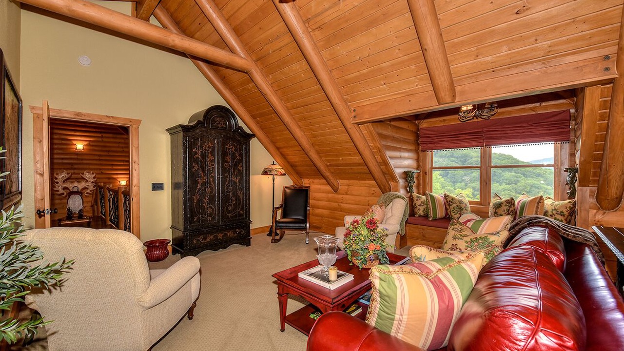 Photo of Livingroom in Maggie Valley