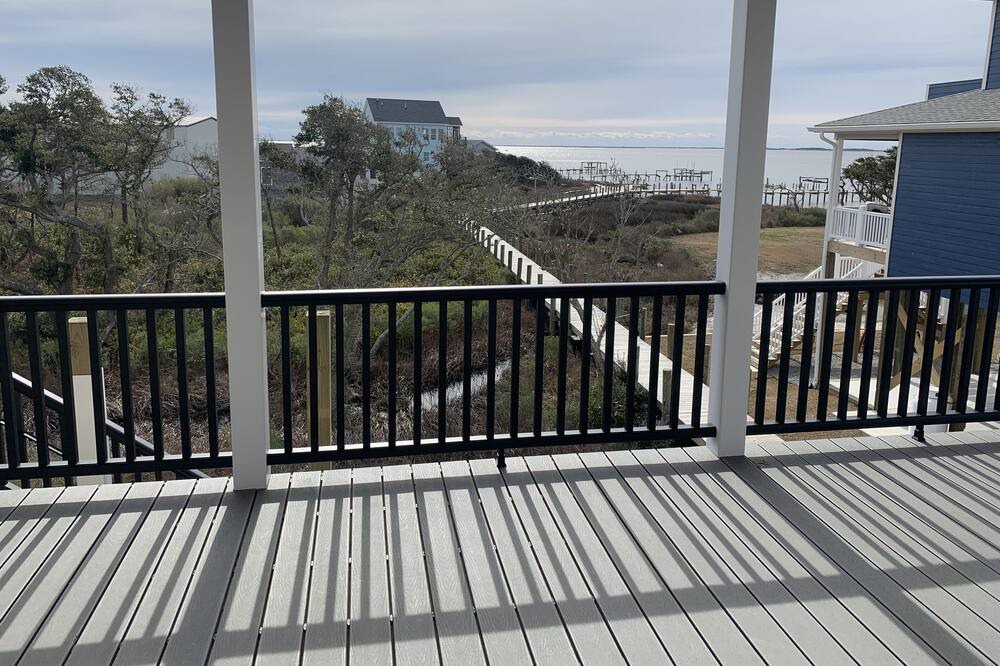 Photo of Bedroom in Harkers Island
