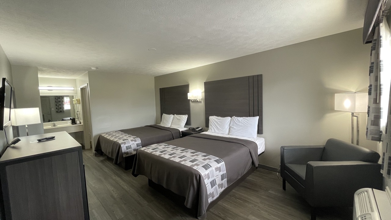 Photo of Bedroom in Hohenwald