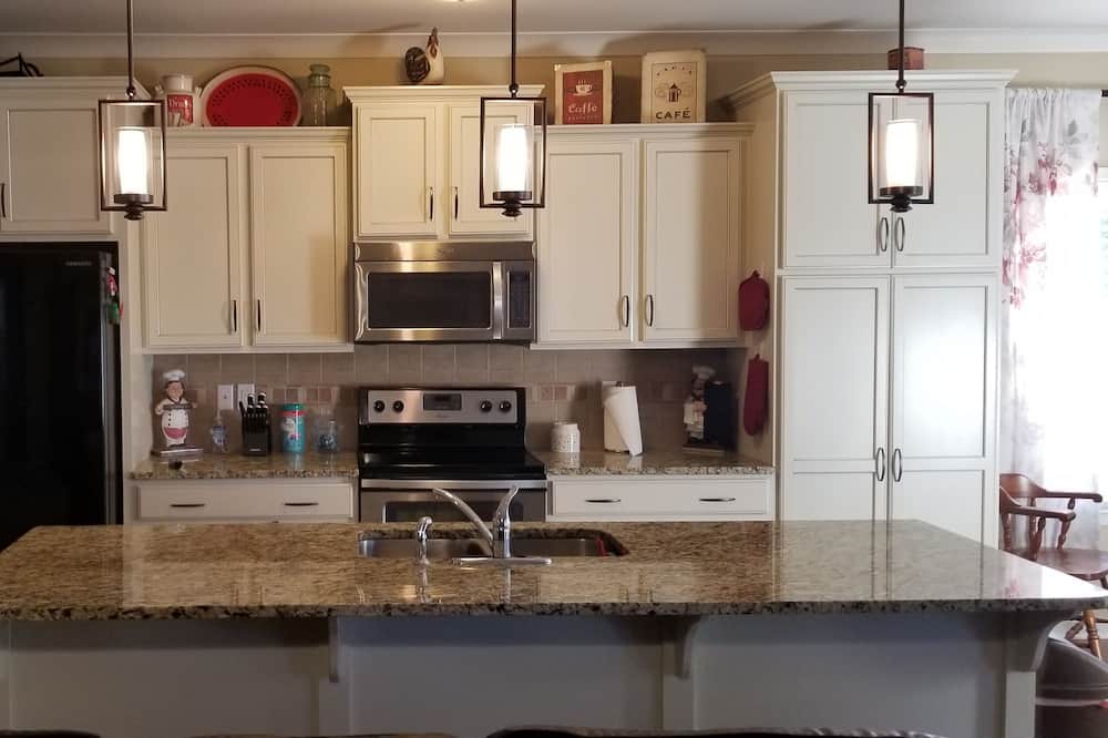 Photo of Kitchen in Ruffin