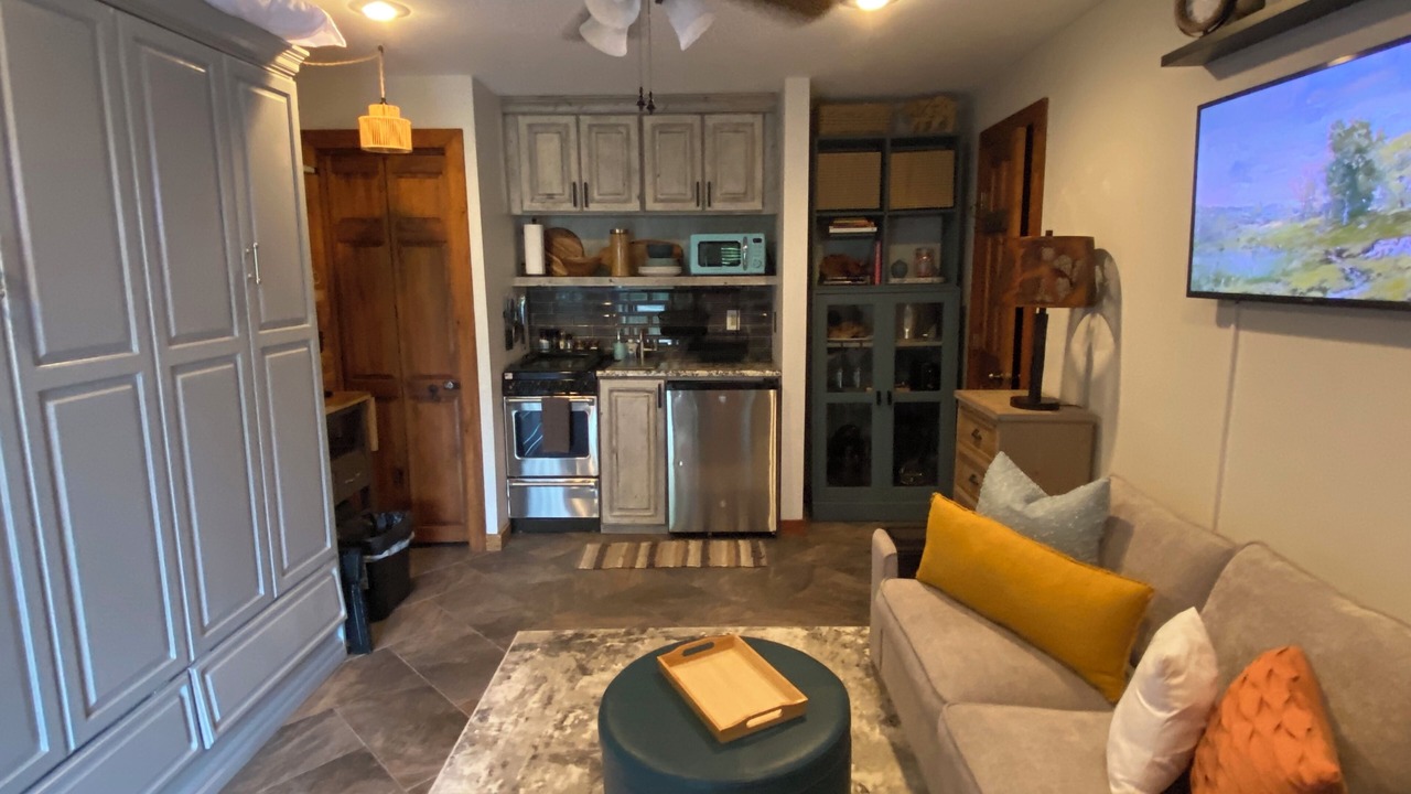 Photo of Livingroom in Apple Ridge