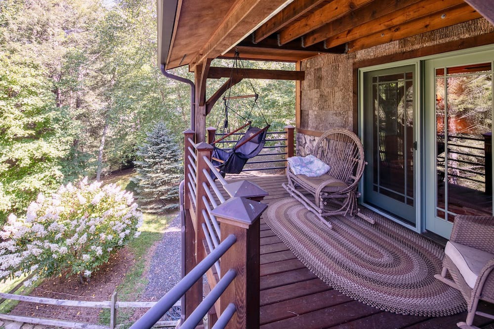 Photo of Patio Balcony in Lansing
