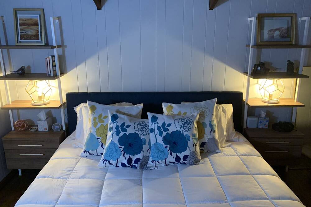 Photo of Bedroom in Charter Hills