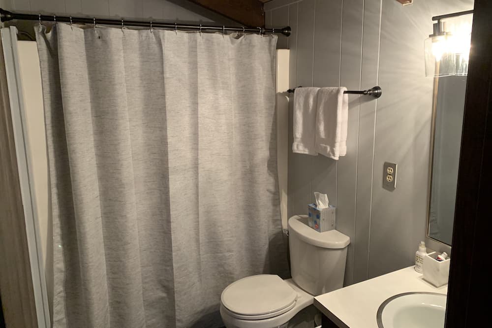 Photo of Bathroom in Charter Hills