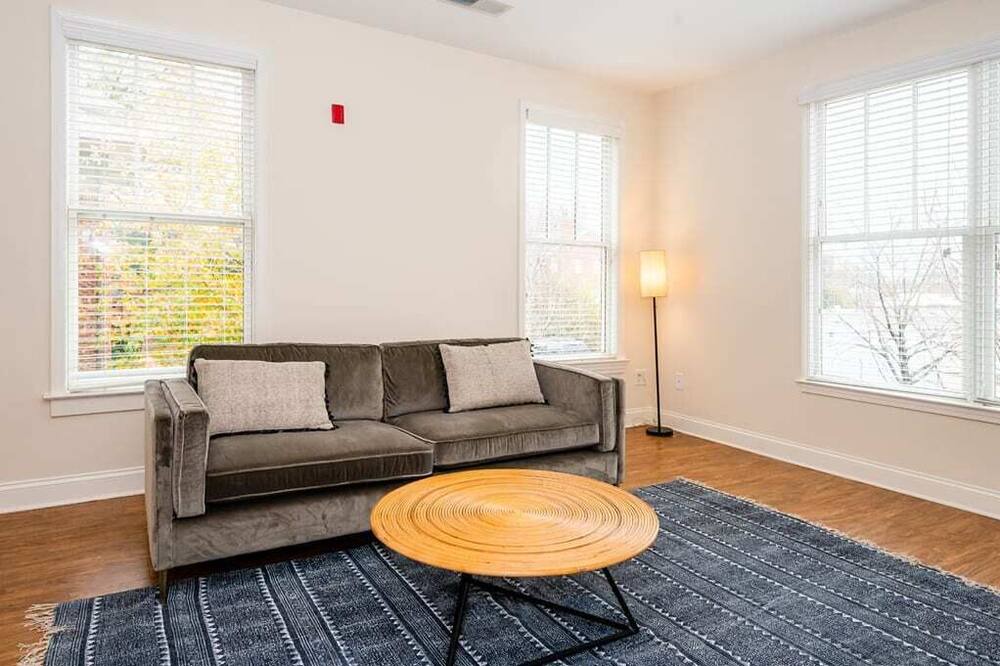 Photo of Bedroom in Wesley Heights